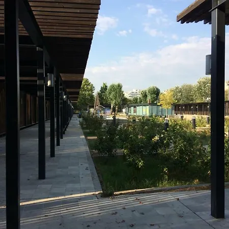 Renovated Architect's 公寓